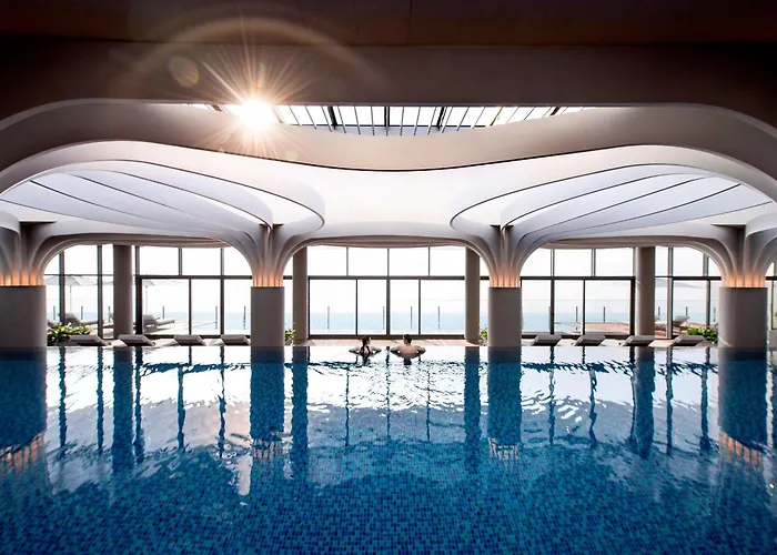 Hotel Ananti At Cove