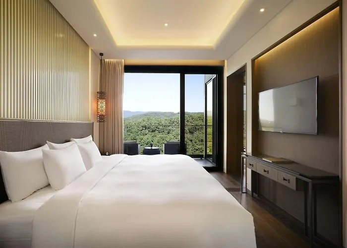 Ananti At Cove Hotel